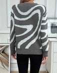 Elegant Striped Color Block Crew Neck Sweater