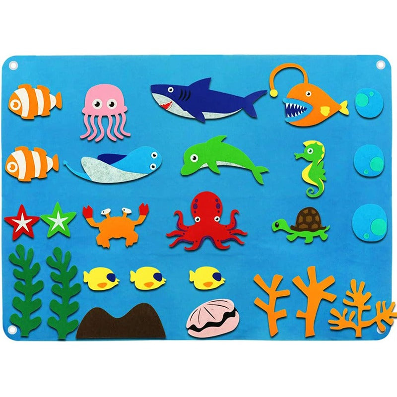 Felt story board with felt animal pieces – view 4