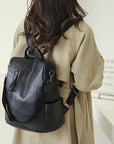 Stylish Leather Bag with Sleek Design