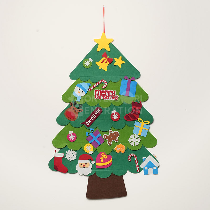 Felt Christmas tree for toddlers with ornaments