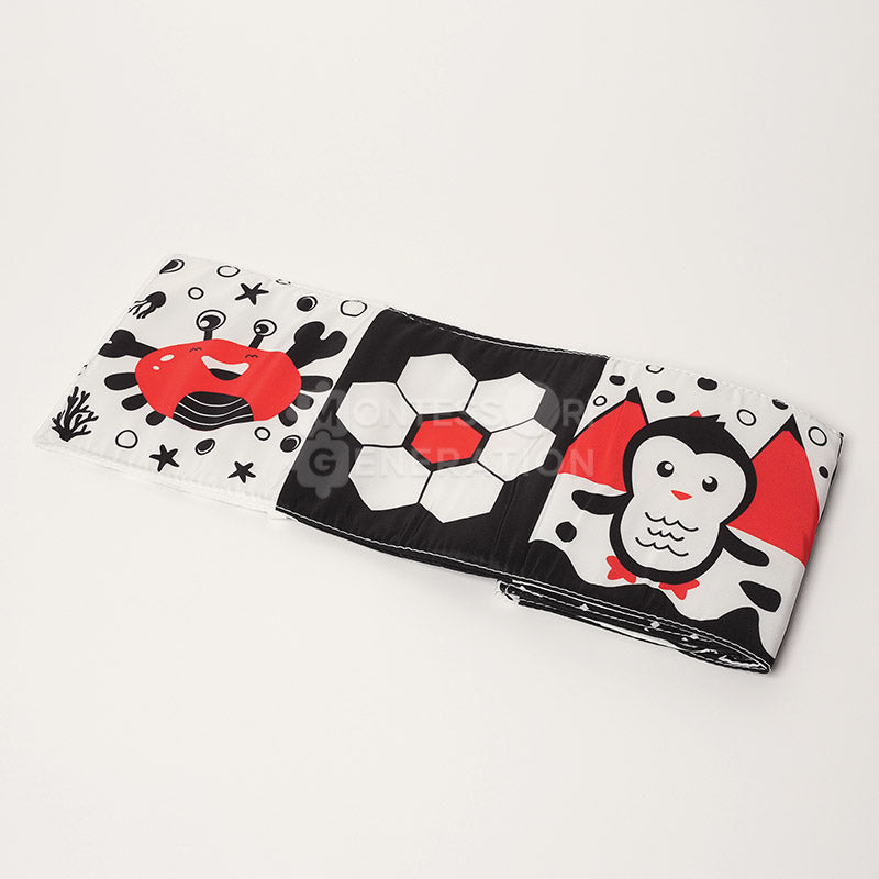 High contrast black and white baby cloth book – view 5